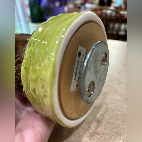 “It’s a Small World” Music Box - Vintage - Picture 4 of 4